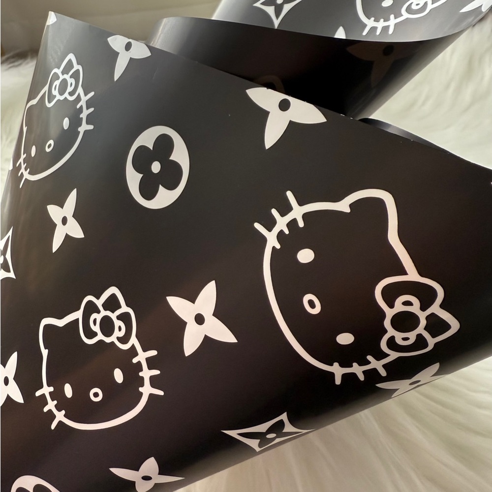 Hello Kitty Gift Wrap Set - Picture 4 of 4